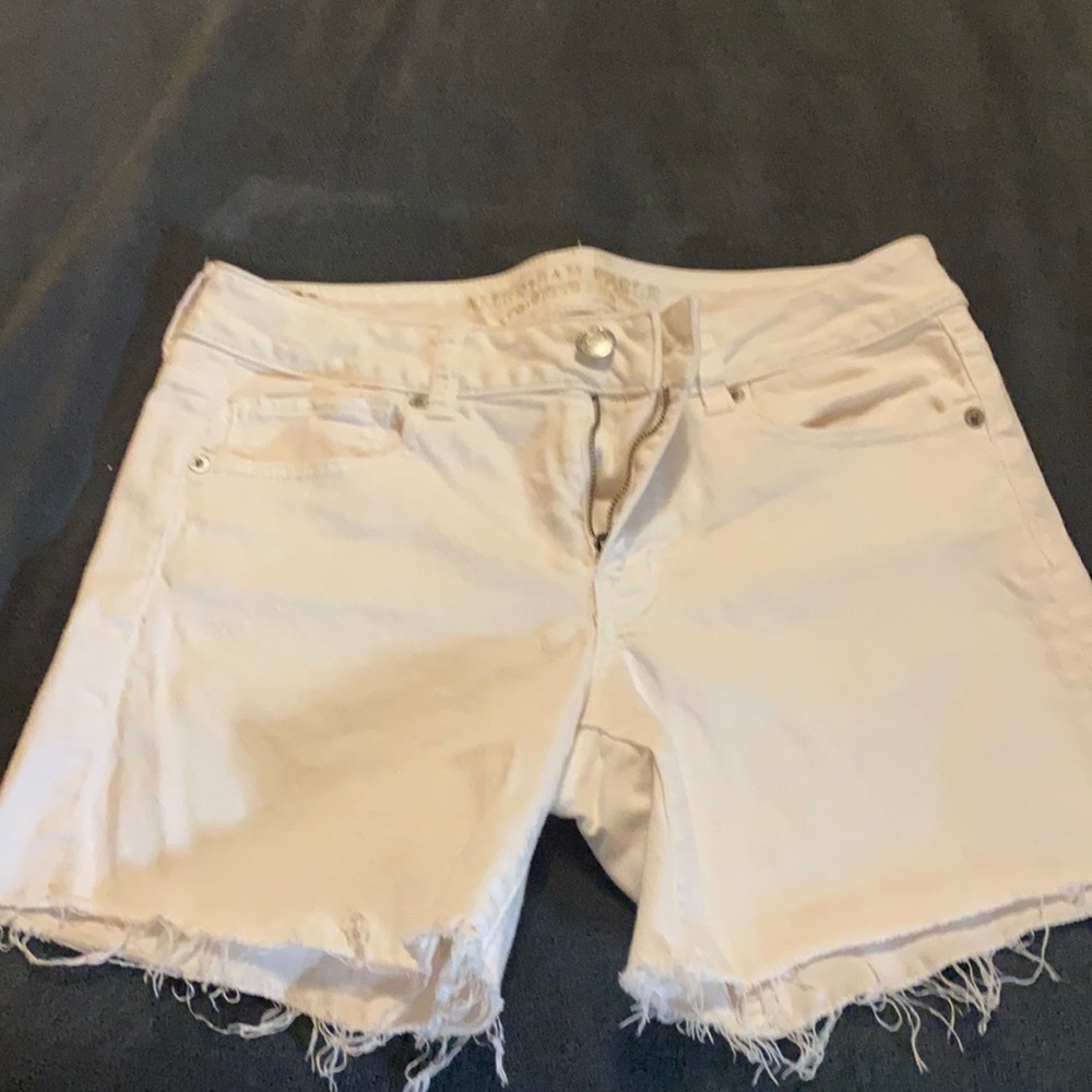 American Eagle white cutoffs
